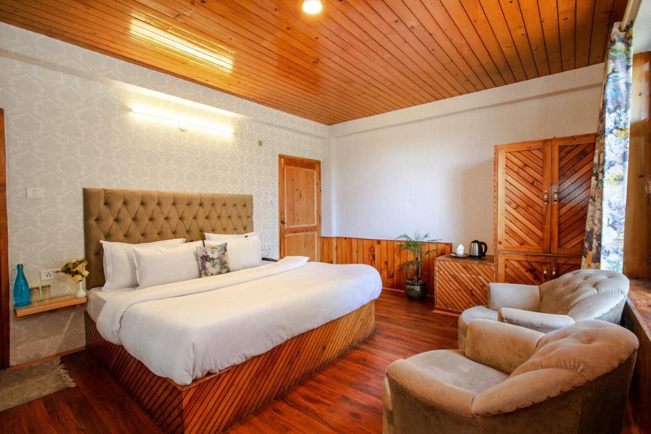 Tales N Trails Hotel Vashist Eksteriør billede